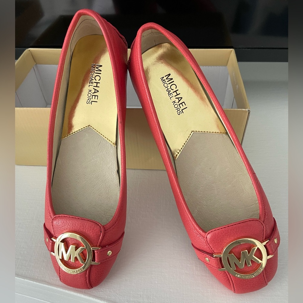 Micheal Kors Fulton Watermelon ballerina Flats size 7.5 leather